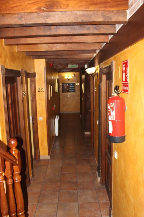 La Venta De Quijas Bed & Breakfast Bagian luar foto