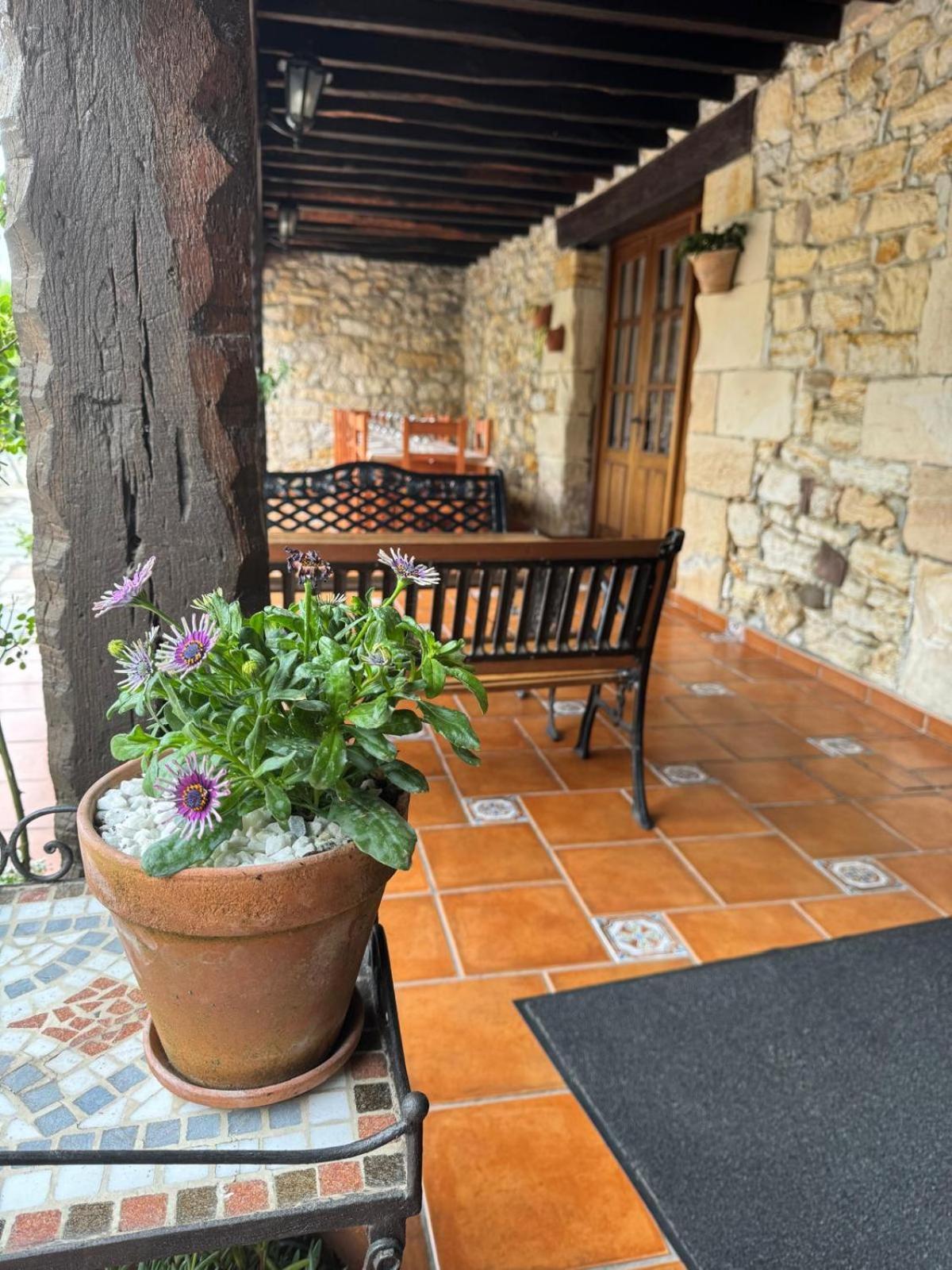 La Venta De Quijas Bed & Breakfast Bagian luar foto