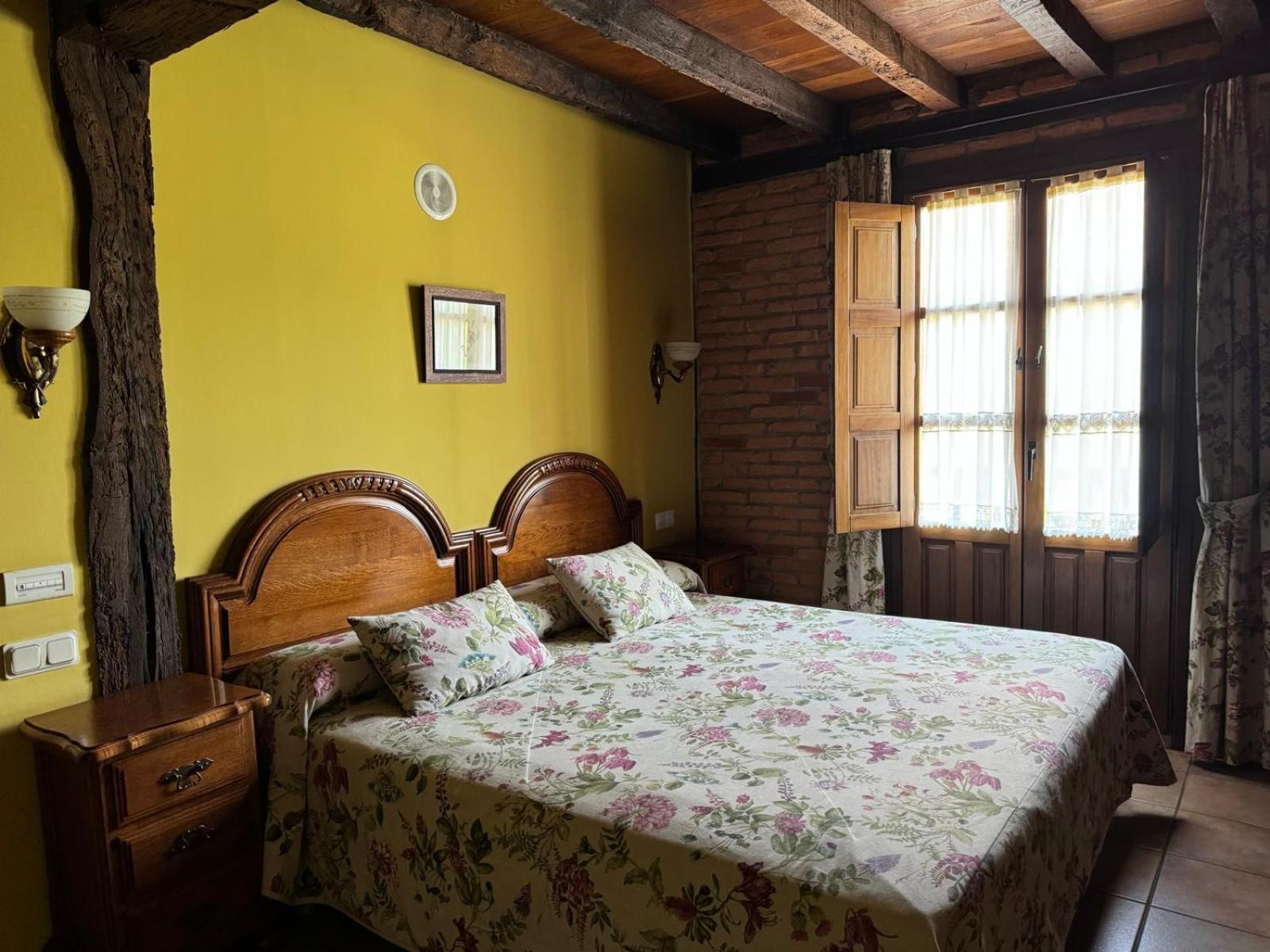 La Venta De Quijas Bed & Breakfast Bagian luar foto