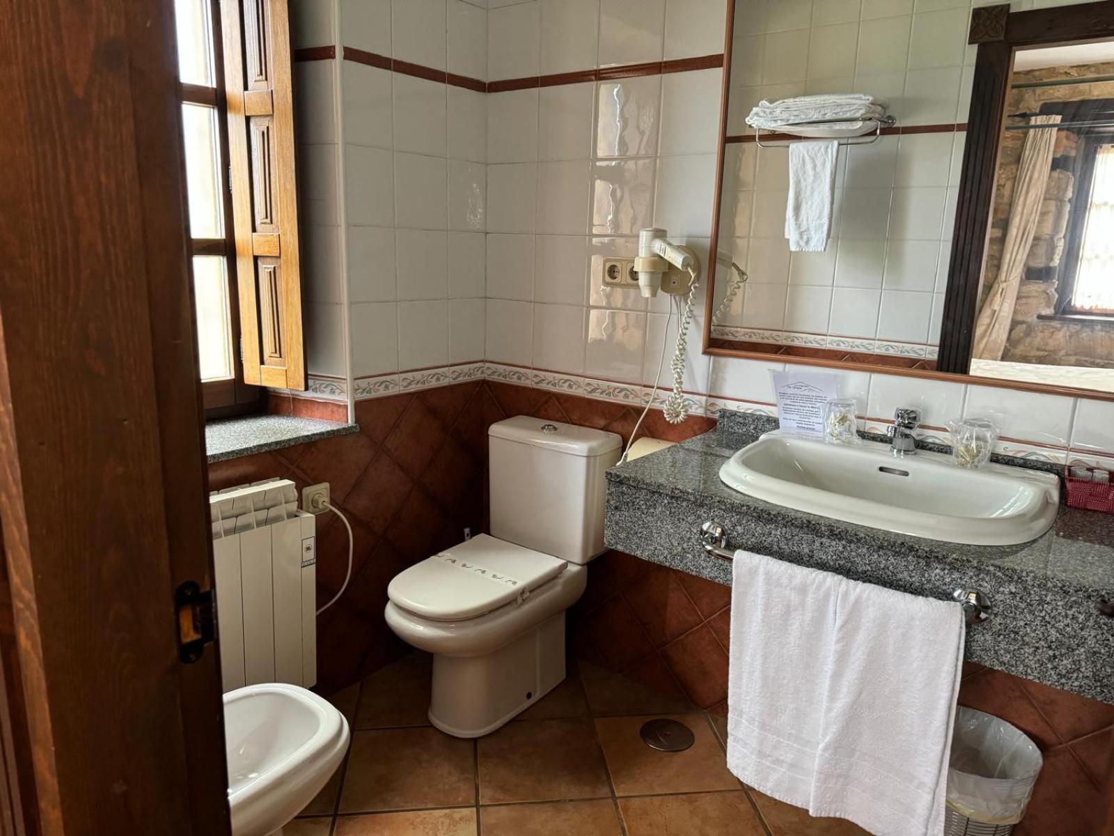 La Venta De Quijas Bed & Breakfast Bagian luar foto